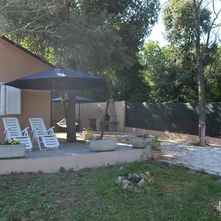 House Nora Prázdninový dům Ližnjan